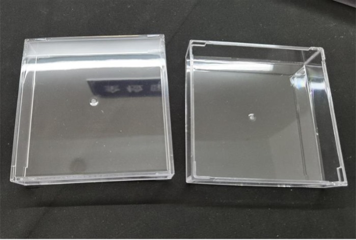 plastic injection molding for the transparent PC box